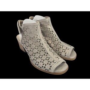 EARTH Women's 8.5 Murano Mist Sandal Laser Cut Leather Open Toe Heels Shoes‎